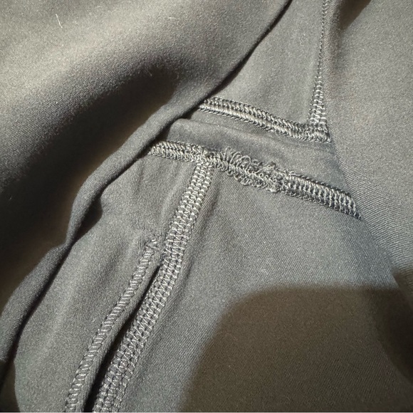 134. Lululemon Align High Rise Crop 17" in Graphite Grey - Picture 11 of 11